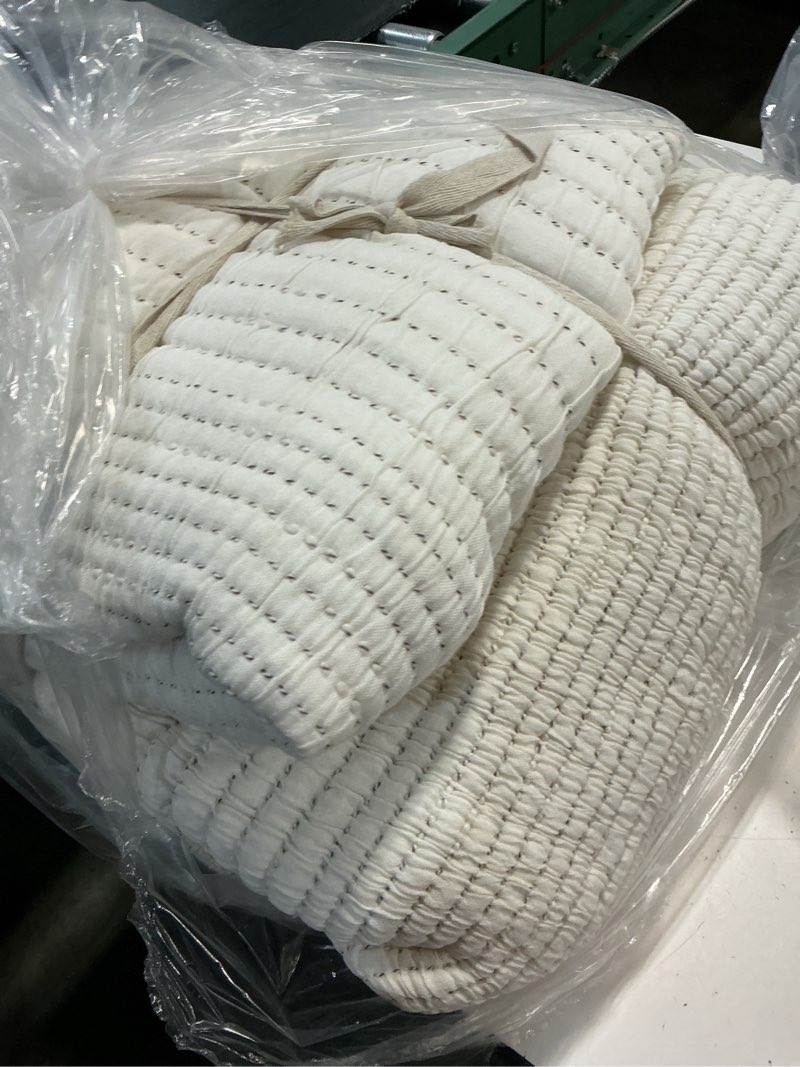 Condition photo showing Good Condition for organic cotton channel stitch coverlet set, full/queen, undyed