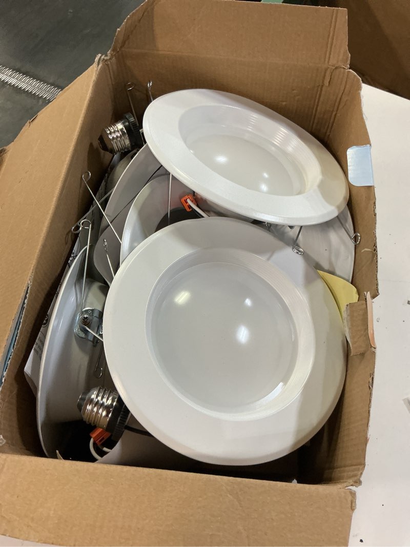 Condition photo showing As Is for 5/6 in. 925 lumens selectable 5cct dimmable integrated led retrofit recessed light baffle trim, white 6-pack
