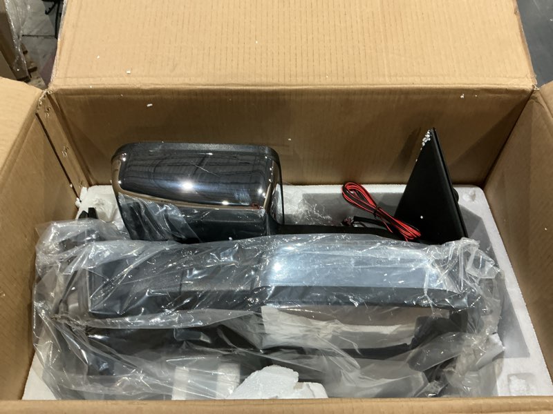 Condition photo showing Good Condition for towing mirrors chrome for chevy gmc 2014-2018 silverado 1500 sierra 1500 2500 3500 hd, 2015-18 silverado 2500 3500 hd power heated with arrow clearance manual folding telescoping pair