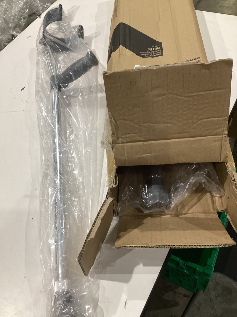 Condition photo showing Good Condition for medline aluminum forearm crutches, adult, cuff size 4", pack of 2 adult, 5'0" - 6'2"