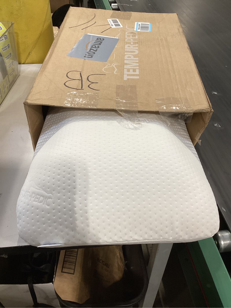 Condition photo showing Good Condition for tempur-pedic memory foam symphony pillow luxury soft feel, standard, white