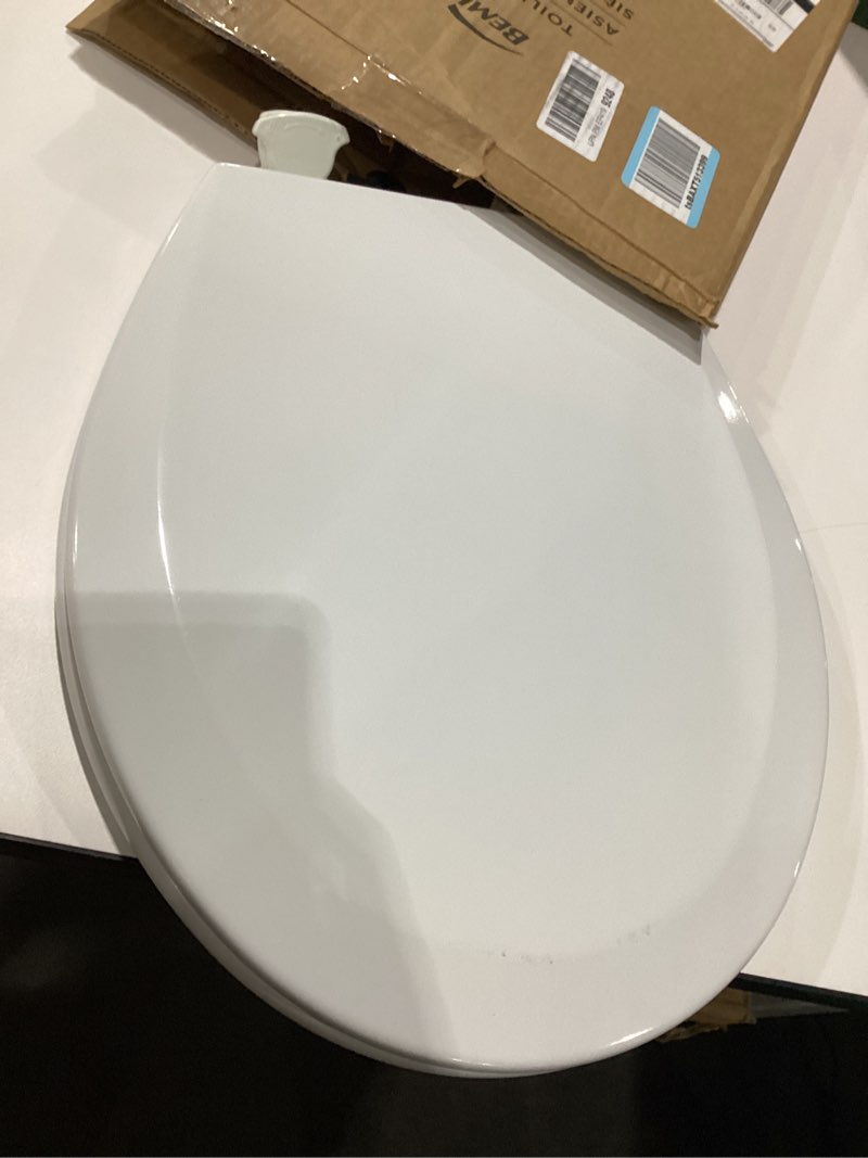Bemis toilet seat 