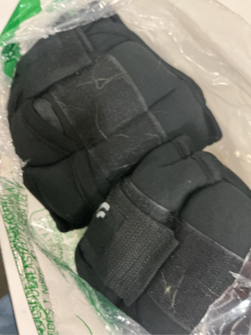 Condition photo showing Good Condition for sportneer adjustable ankle weights set - 1 pair (2-10 lbs) removable sandbags for women & men, comfortable neoprene leg weights for walking, running, pilates, yoga, home workout & physical therapy black