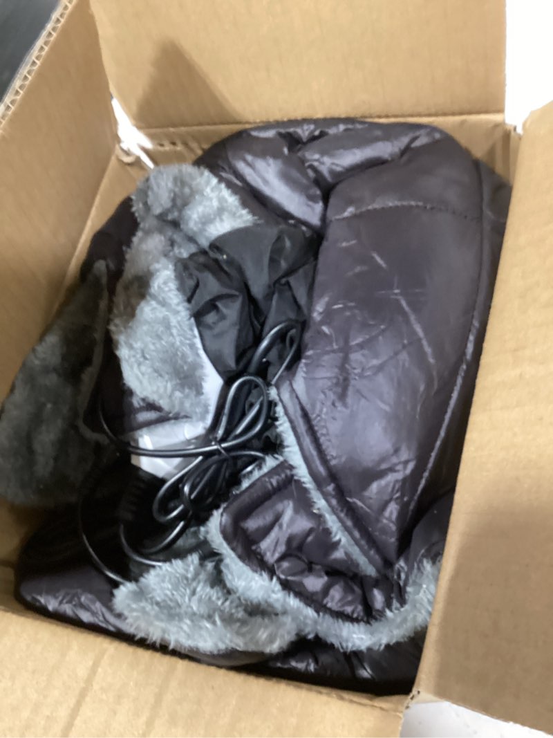 Condition photo showing Good Condition for 2 IN 1 Reversible Heated Car Blanket 57"x40" Heated Blanket 12V Electric Throw Temp Control Auto Off Portable Travel Blanket for Car Truck RV Van Vehicle Winter Outdoor Camping Road Trip Warmer