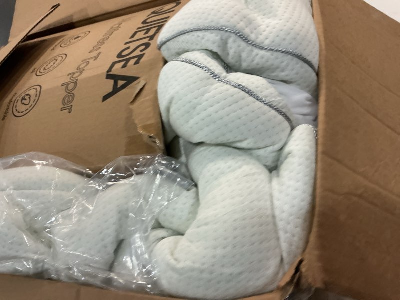 Condition photo showing Good Condition for QUIETSEA Mattress Topper Mattress Pad (White, Twin XL) White Twin XL
