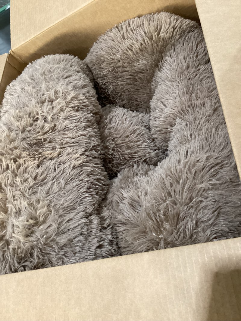 Condition photo showing New/Like New for Donut Dog Bed - Premium Comfort for Anxiety Relief - Fluffy & Calming Design with Ultra-Plush Support | Cozy Round Dog Bed with Super Soft Circle Style (Size M Camel)