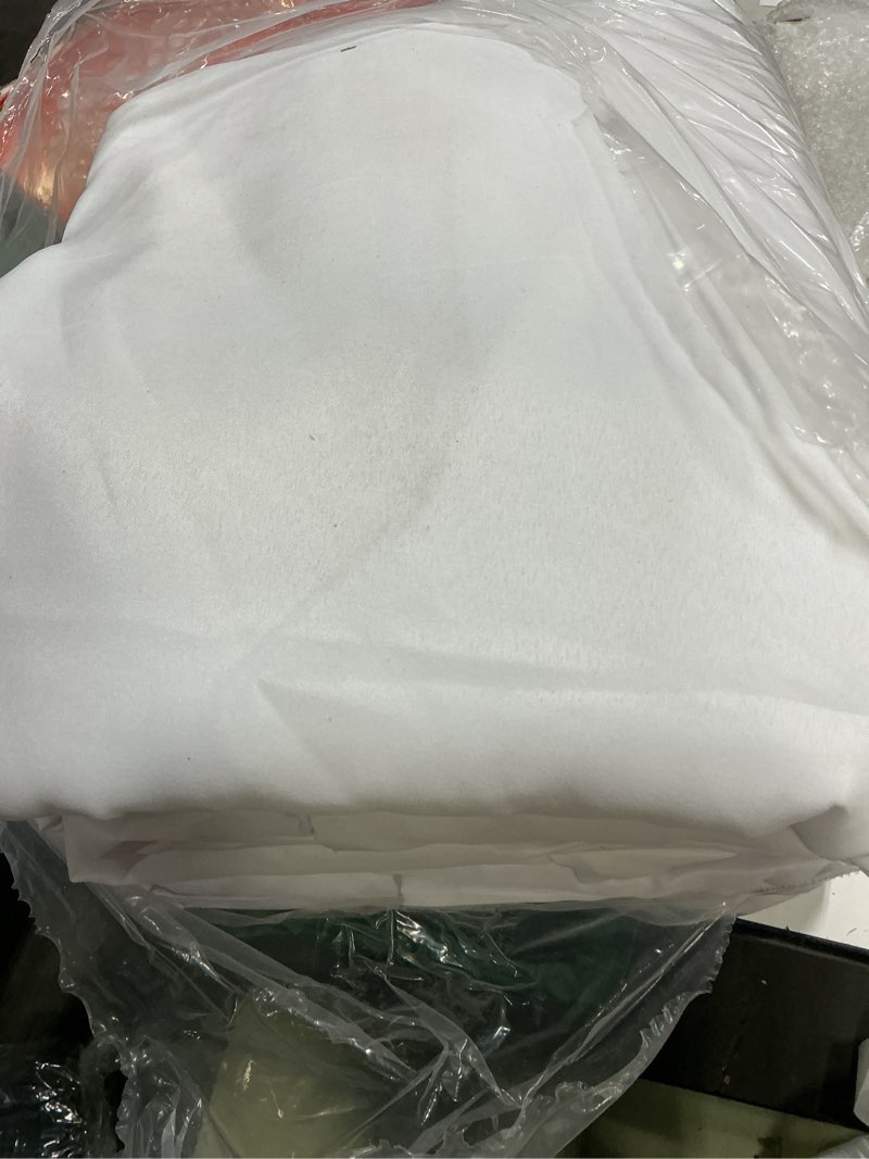 Condition photo showing Good Condition for surmente 10 pack white rectangle tablecloth 90 x 156-inch rectangular polyester table cloth for weddings, banquets, or restaurants 90x156 in, 10 pack white