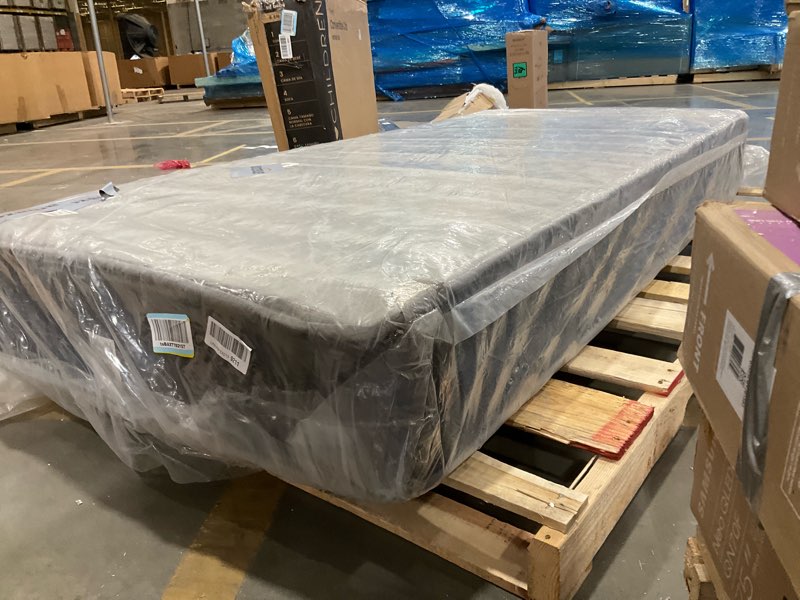 Condition photo showing Good Condition for mattress