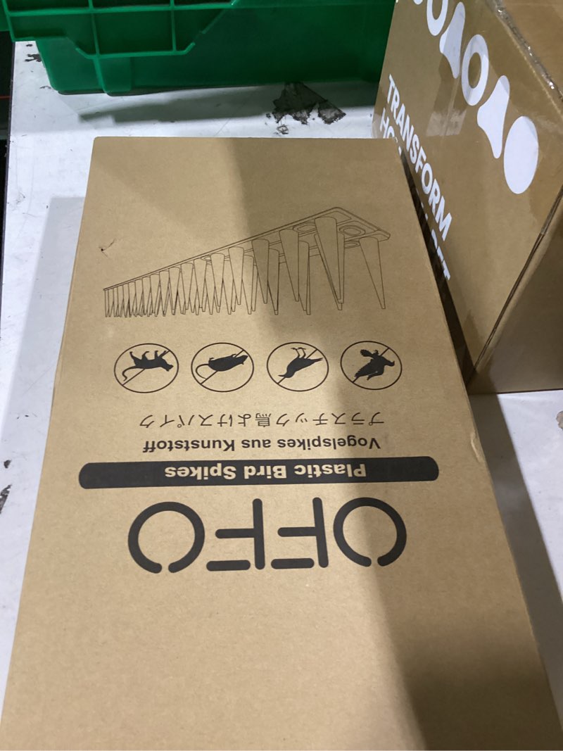 Condition photo showing New/Like New for offo bird spikes pigeon outdoor spikes for cat keep birds raccoon woodpecker away covers 14.6 feet(4.4m), frosted white 14.6 feet frosted white