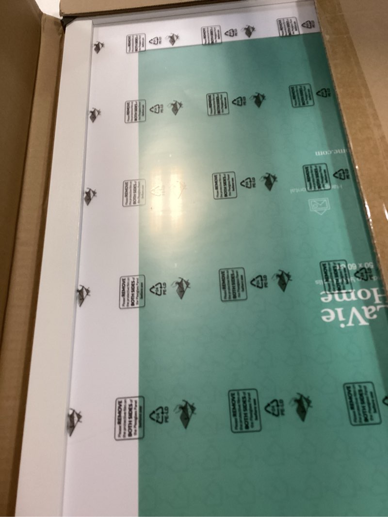Condition photo showing Good Condition for lavie home 20 x 24 poster frame white, display pictures 16x20 with mat or 20x24 without mat, stable and sturdy picture frame and polished plexiglass, horizontal and vertical format of the wall?1 pack? 20x24 white