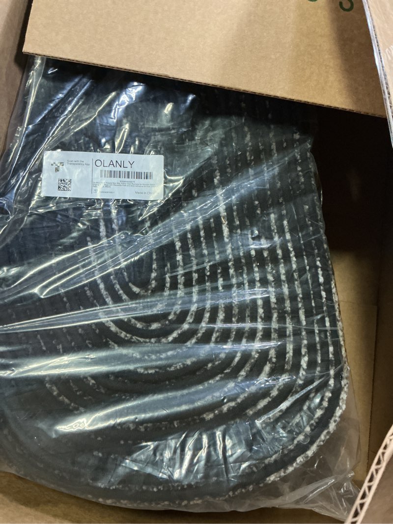 Condition photo showing New/Like New for OLANLY Stair Treads Non Slip 15PCS, 8" x 30" Indoor Stair Runners for Wooden Steps, Edging Stair Rugs with Reusable Peel and Stick Adhesive for Kids Elders and Pets, Black 8" x 30" Black 15