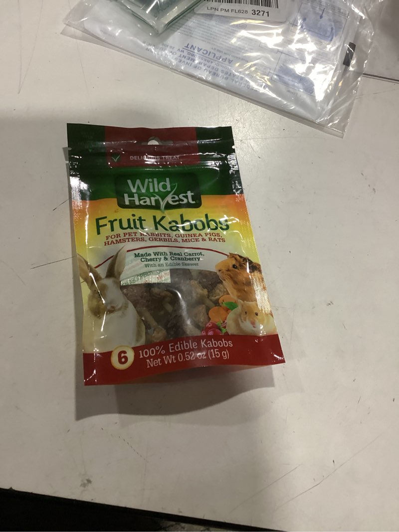 Condition photo showing New/Like New for wild harvest fruit kabobs, 6 count, for pet rabbits, guinea pigs, hamsters, gerbils, mice and rats carrot, cherry, cranberry - 6 count