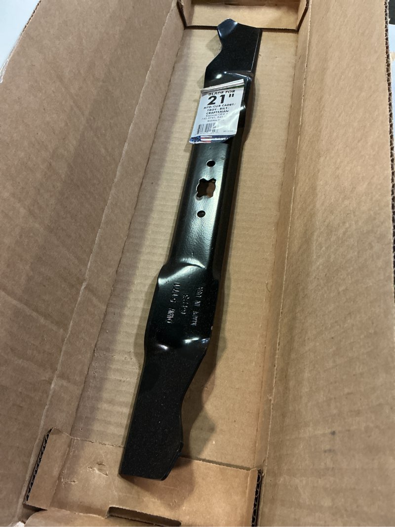 Condition photo showing Good Condition for maxpower 331528b mulching blade for some 21 inch cut mtd/cub cadet/troy-bilt replaces 742-0741, 942-0741, cmxgzam100067