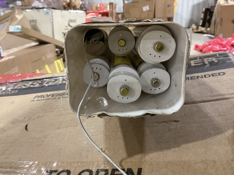 Condition photo showing As Is for luxrite 4ft t5 led tube lights, type b, 24w=54w, 4 colors 3500k | 4000k | 5000k | 6500k, 45.79", single and double end powered, ballast bypass, 3200lm, f54t5 fluorescent replacement, ul, dlc (4 pack)