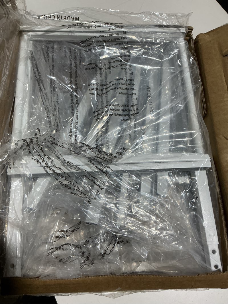 Condition photo showing Good Condition for HOOBRO Laundry Sorter with 4 Section, 39 Gal. (147 L) Laundry Hamper with Wheels, Rolling Laundry Basket with Shelves, Pull-Out Detachable Bags, Side Pockets, White, Natural and Beige WNE14XY01N1 White + Natural + Beige