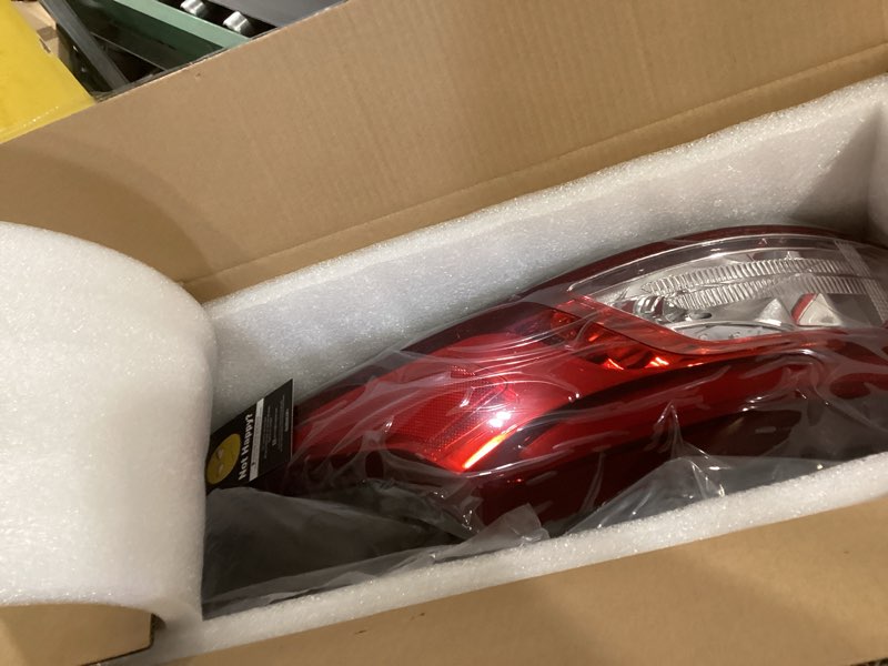 Condition photo showing Good Condition for dasbecan tail light assembly led compatible with 2018 2019 2020 2021 chevy/chevrolet traverse rear lamp taillight left driver side 84618033 gm2804130