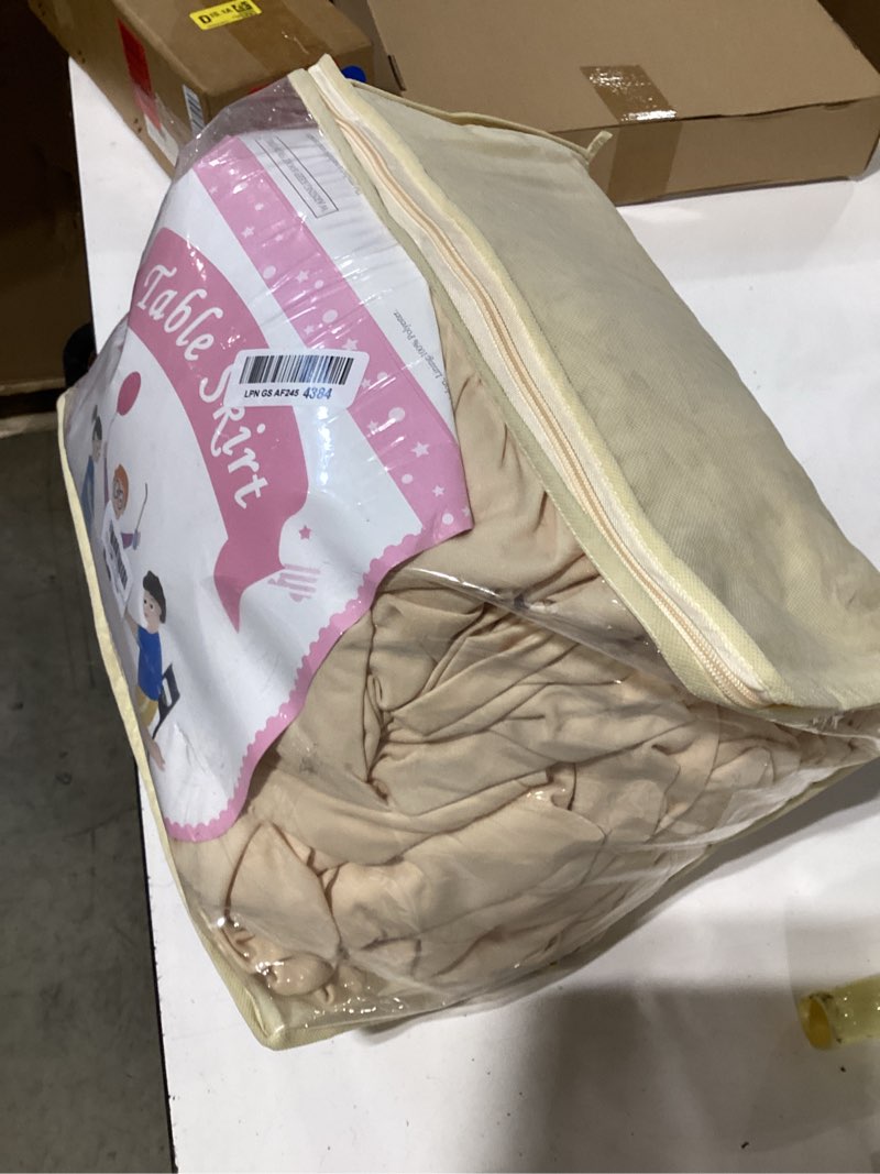 Condition photo showing Good Condition for wish care 6 pack light champagne rectangle table clothes for 6 foot tables, polyester fitted tablecloths 6ft stretch table cover for wedding, birthday, parties, trade show, craft show 72" x 30" (6 ft - 6 pcs) light champagne
