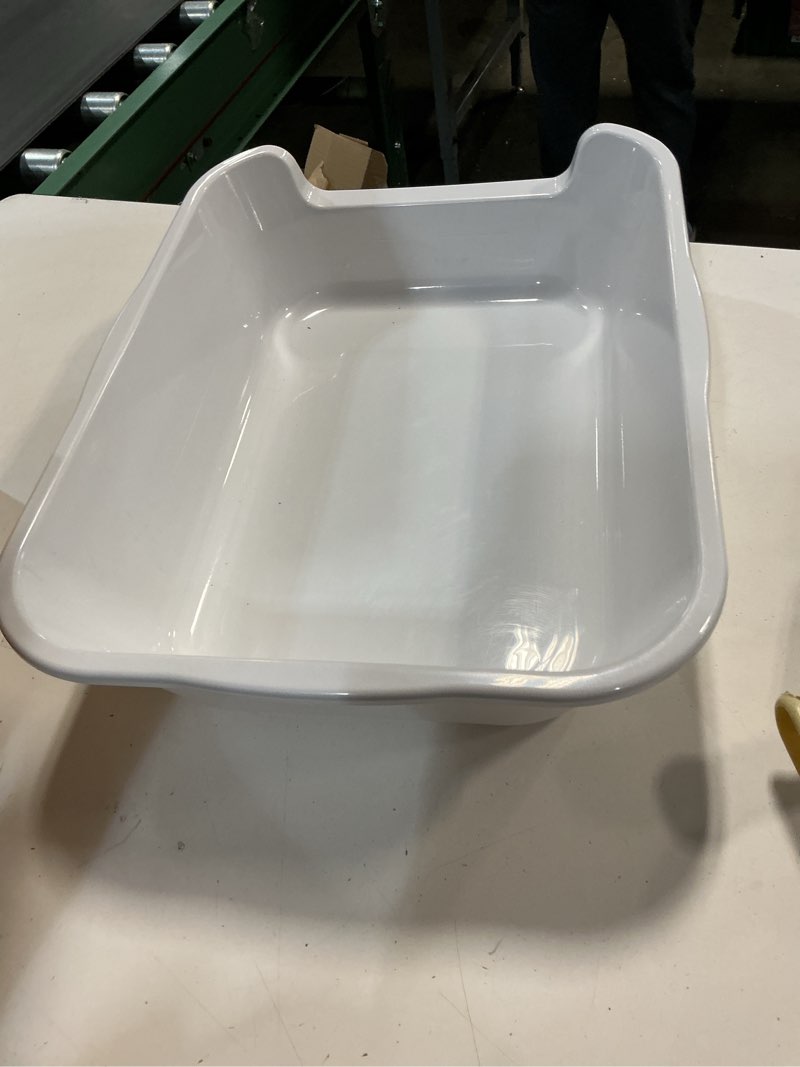 Condition photo showing Good Condition for 1 Pack Extra Large Dog Litter Box Pan Tray (ABS Material), Low Entry Jumbo Senior Litter Boxes for Multiple Kitten Big Cats, Pet Safe Indoor Dog Potty (White, 20" L x 15" W) Small (Pack of 1) White