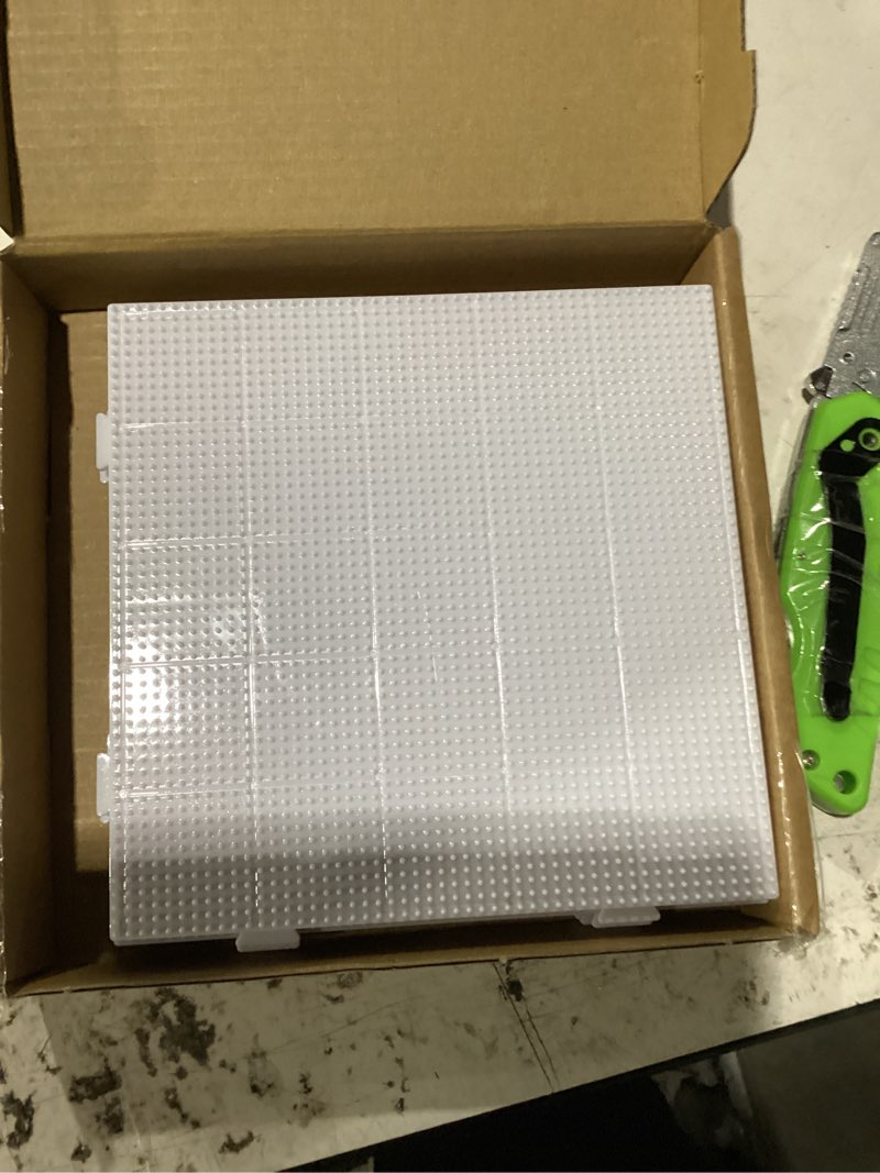 Condition photo showing New/Like New for fuse bead pegboard for 2.6mm iron bead board, large square for mini beads, splicing board 52×52 nails high temperature resistant anti-scalding splicing no deformation. (5)