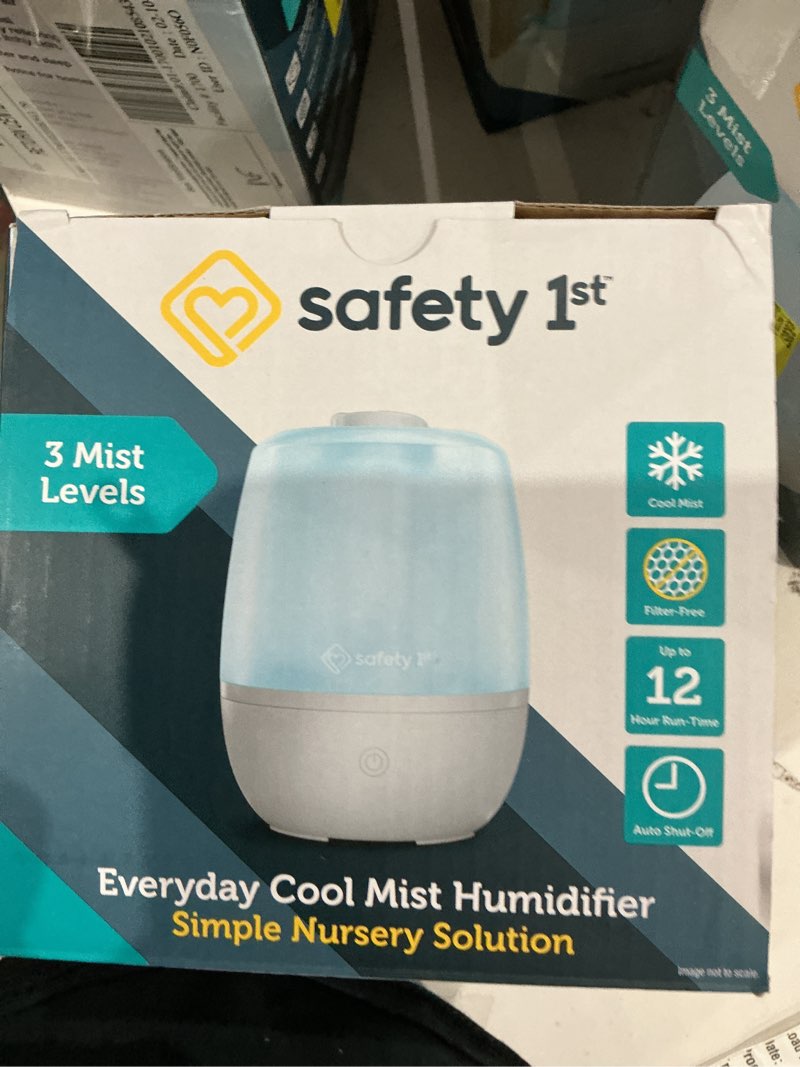 Condition photo showing Good Condition for safety 1st everyday cool mist humidifier