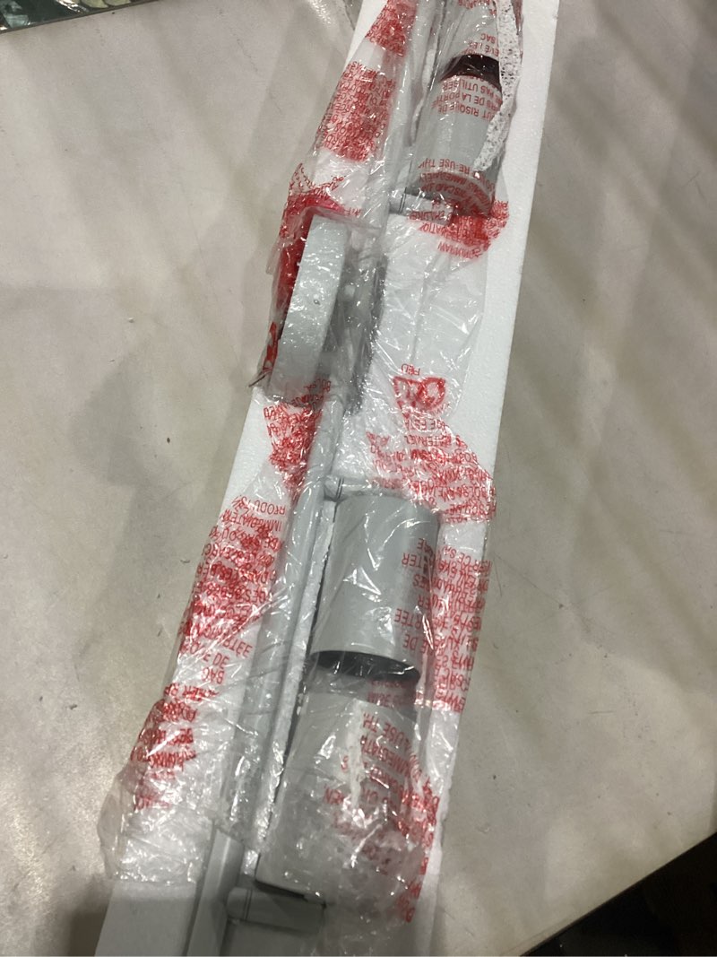 Condition photo showing New/Like New for Globe Electric 57011 4-Light Track Lighting, Matte White Finish, Adjustable Cylindrical Heads, GU10 Base, Dimmable, Modern Low-Profile Design White, Pratt