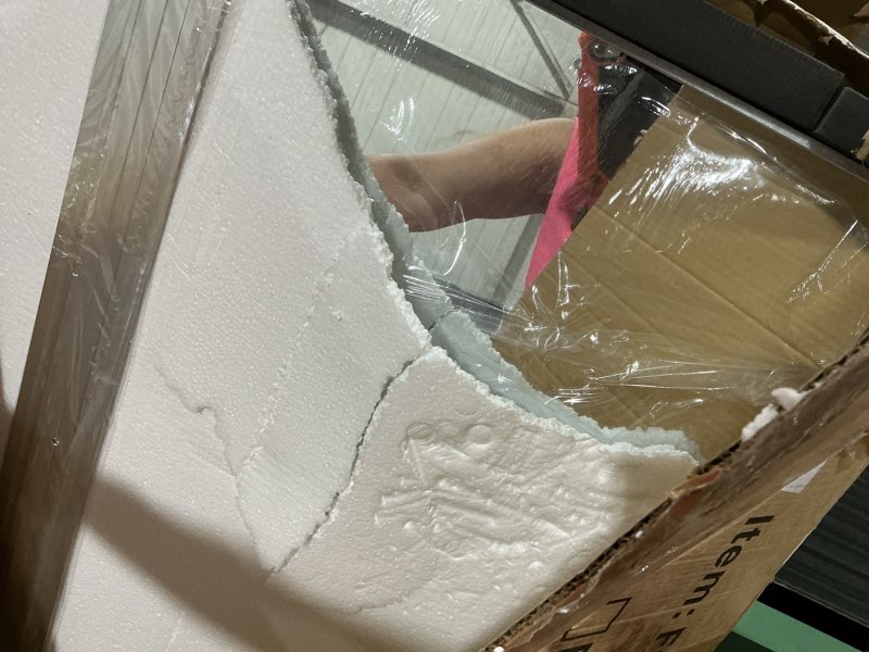 Condition photo showing Good Condition for antok home gym mirror 48"x24" 3pcs, workout mirrors gym wall mirror, frameless tempered glass full body mirror for gym yoga dance studio garage 48"lx24"wx3pcs