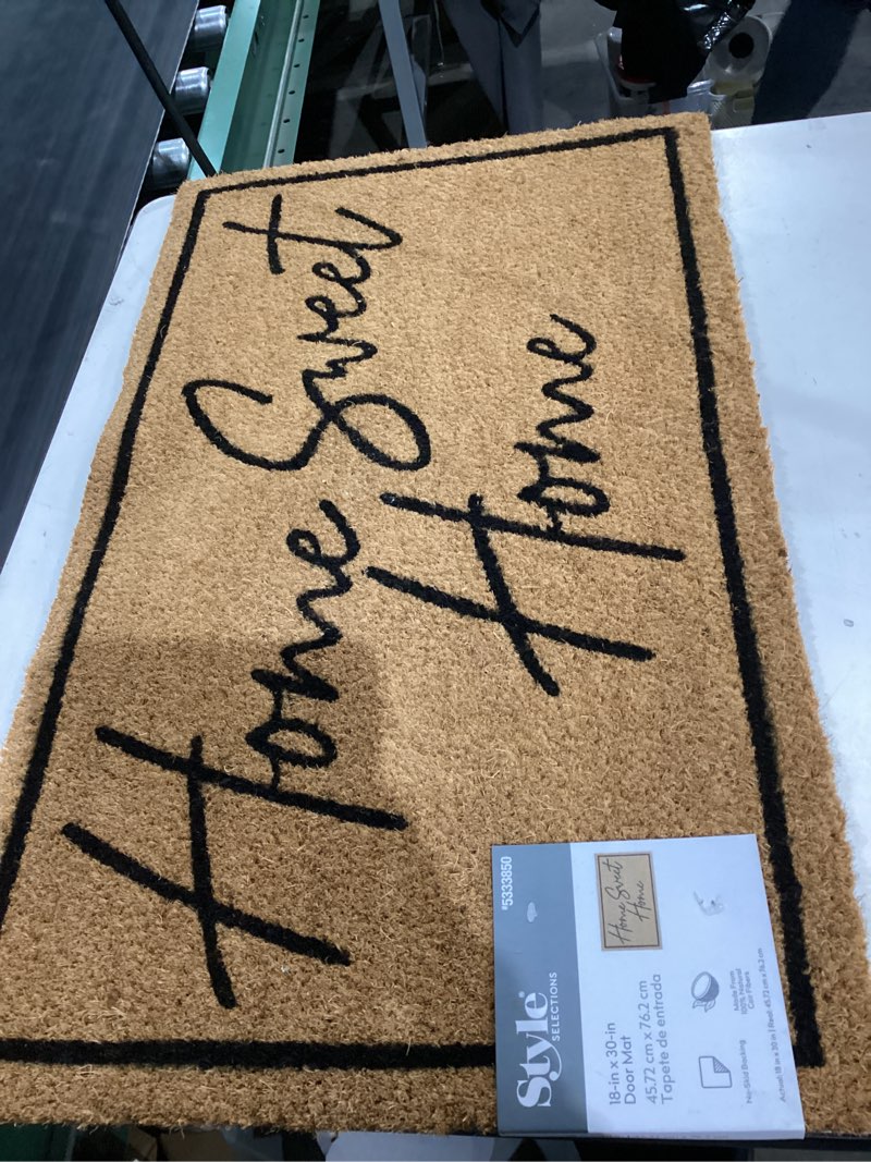 Condition photo showing Good Condition for  style selections 18-in x 30-in natural non-slip grip indoor or outdoor door mat