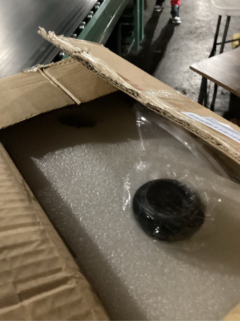 Condition photo showing New/Like New for Tall Ceramic Table Lamp Set of 2, White Lamps for Bedroom Farmhouse Rustic Lamp Set Bedside Nightstand Lamps Set of Two Side Table Lamps for Living Room, 22IN Off-White Large