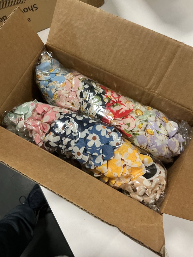 Condition photo showing New/Like New for 150 Pcs Dog Flower Bow Collar Adjustable Dog Bow Tie Multi-Color Charms Cat Grooming Flower Ties for Small Medium Large Puppy Cats Pet