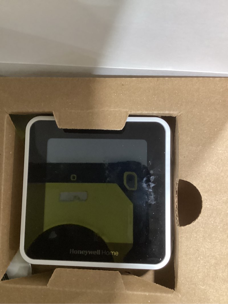 Condition photo showing New/Like New for honeywell home black/white smart compatible thermostat with wi-fi compatibility