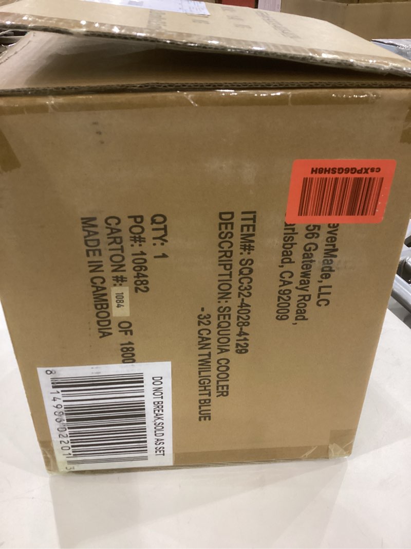 CleverMade Sequoia Cooler Bag – 32 Can Insulated Soft-Sided Waterproof Picnic & Camping Cooler with 