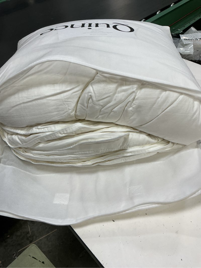 Condition photo showing Good Condition for ((size king))quince luxe goose down comforter color:white