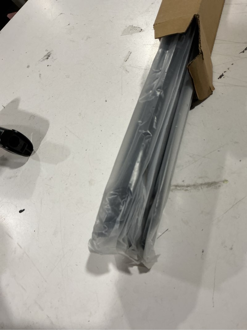 Condition photo showing Good Condition for 68161-35060 68162-35060 door weatherstrip belt window molding trim seal kit compatible with toyota 4runner 2003-2009 replaces 68163-35030 68164-35030 2003-2009 4 side door