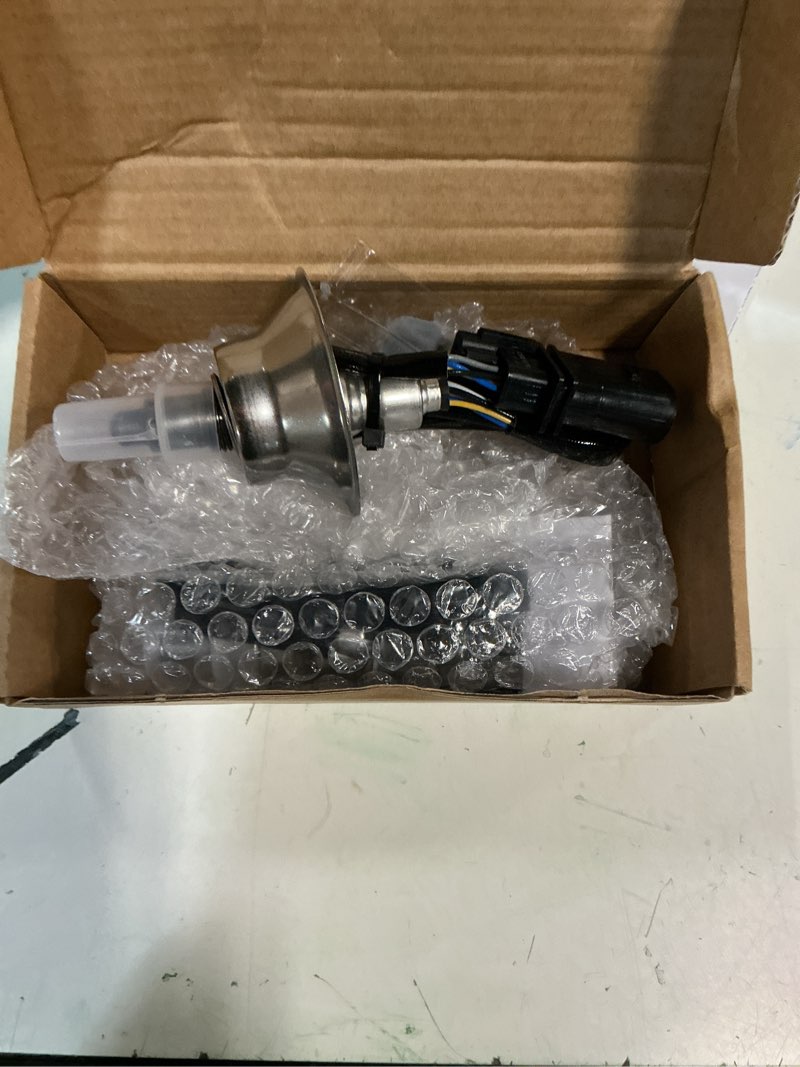 Condition photo showing Good Condition for o2 oxygen sensor upstream downstream compatible for hyundai santa fe 2019-2020 234-5714 234-8031 2pcs