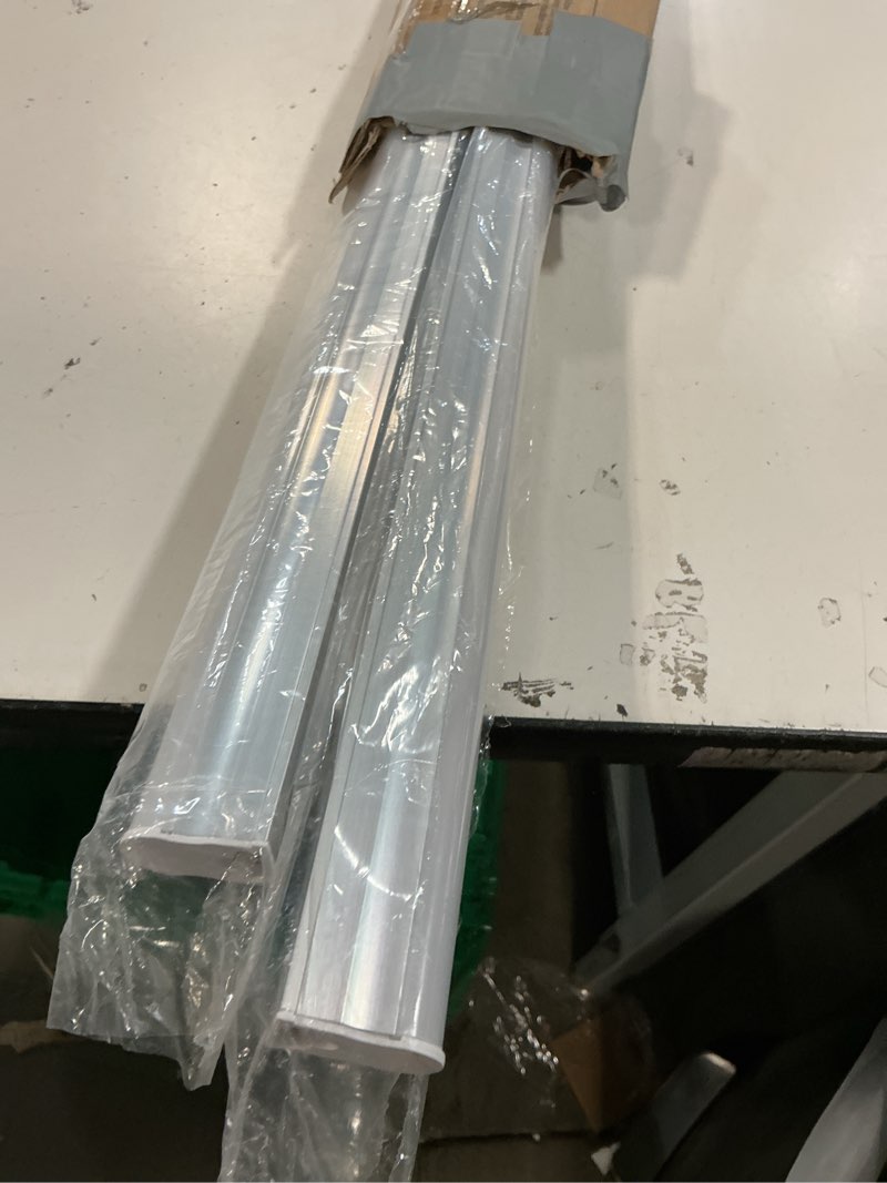 Condition photo showing Good Condition for Veriligt 4FT LED Shop Lights (2 Pack), 2000LM 6500K Super Bright White T5 Commercial Lights, 20W Linkable Utility Integrated Single Fixture for Gym/Garage/Ceiling/Under Cabinet, Plug & Play 6500k Super Bright White Pack of 2