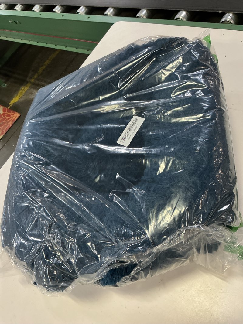 Condition photo showing Good Condition for bedsure calming cat beds for indoor cats - small cat bed washable 20 inches, anti-slip round fluffy plush faux fur pet bed, fits up to 15 lbs pets, navy 20"l x 20"w x 6"th navy