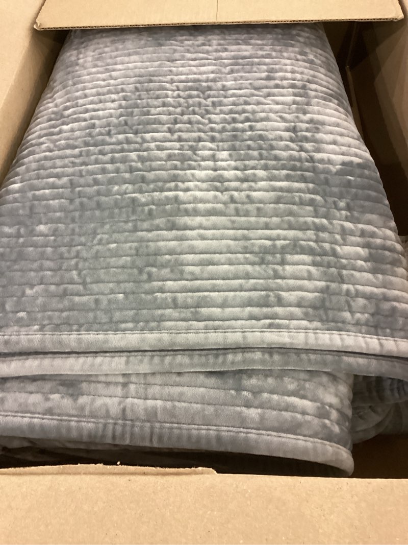 Condition photo showing As Is for EVERGRACE Velvet Quilt Set King Size, Luxurious Soft Quilted Bedding Sets, Lightweight Velvet Comforter for All Season, Striped Channel Bedspread Coverlet with 2 Shams, 104" x 92", Blue Linen King Channel Blue Linen