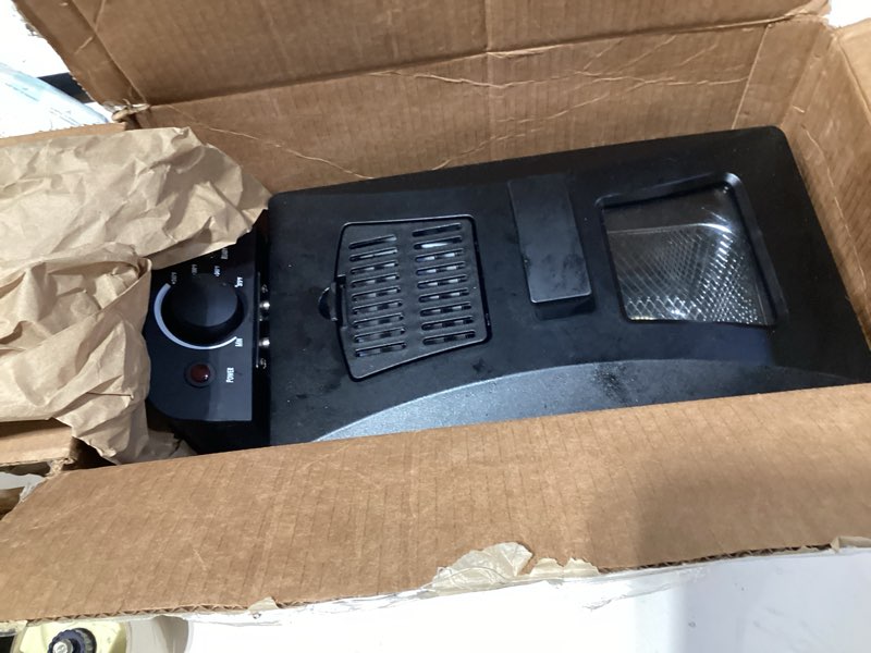 Condition photo showing Good Condition for amazon basics 3.2-qt (3.0l) deep fryer with 12-cup oil capacity, adjustable temperature, easy draining basket, stainless steel exterior, viewing window, 1500w, black & silver 3.2-qt, black & silver