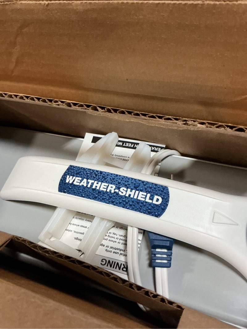 Condition photo showing Good Condition for lasko 20  weather-shield performance box fan with 3 speeds  3720  white  22.5  high  new