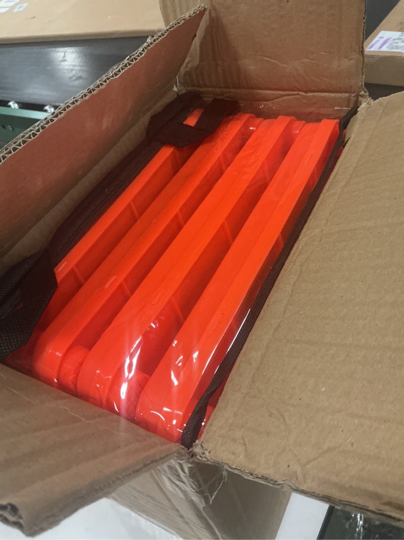 Condition photo showing New/Like New for VEVOR Safety Cones, 4 Pack 28 inch Collapsible Traffic Cones, Construction Cones with Reflective Collars, Wide Base and A Storage Bag, for Traffic Control, Driving Training, Parking Lots 28 inch 4 Pack