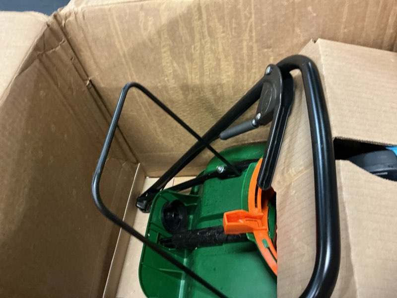 Condition photo showing As Is for scotts turf builder edgeguard mini broadcast spreader