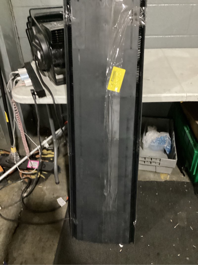 Condition photo showing Good Condition for air vent 14-in x 48-in black plastic stick roof ridge vent 4pcs