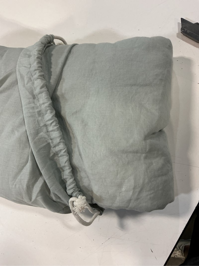 Condition photo showing As Is for european linen double flange deluxe bedding bundle, cal king, mist