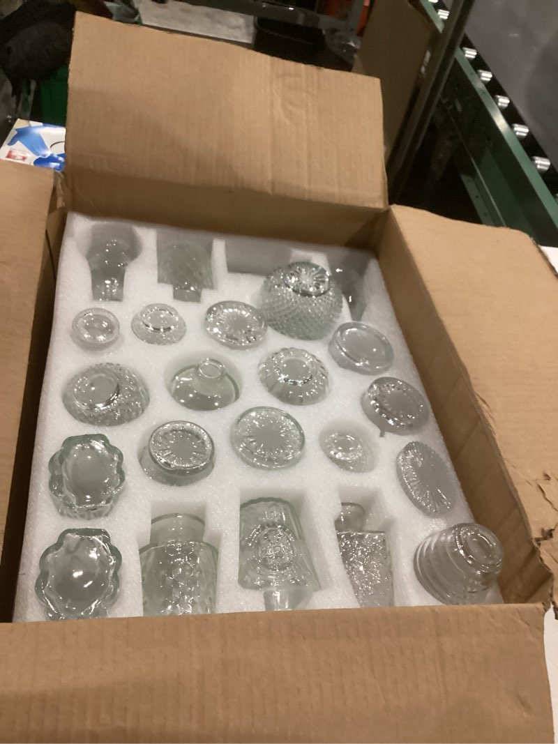 Condition photo showing Good Condition for Set of 40 Glass Bud Vases, Small Clear Glass Vases in Bulk, Mini Vintage Embossed Flower Vase for Wedding, Centerpieces, Birthday Party, Baby Shower, Home Table Decorations (Clear) Clear 40