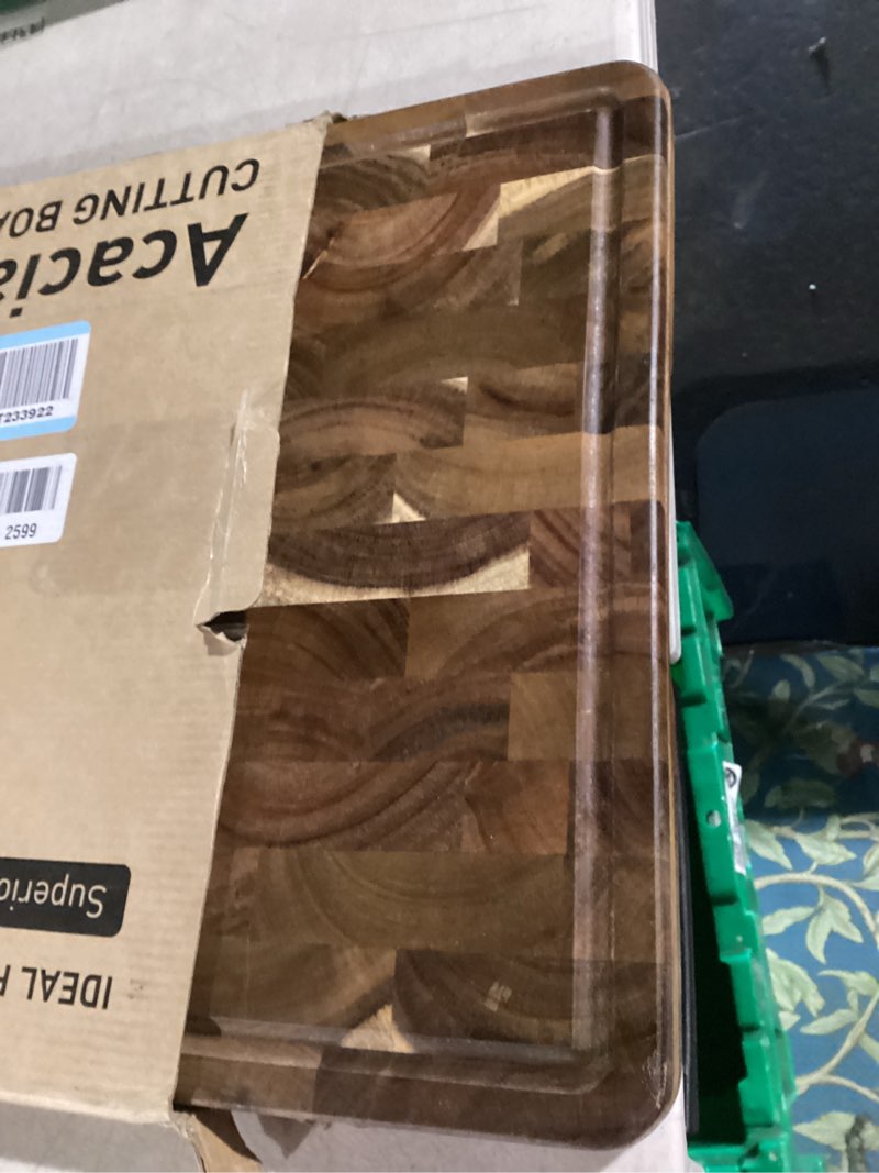 Condition photo showing Good Condition for Extra Large End Grain Cutting Board for Kitchen with Non-slip Feet, Acacia Wood Heavy Duty Checkered Cutting Board Handcrafted Luxury Chopping Board for Cheese and Vegetables Housewarming Gift 20"L x 15"W