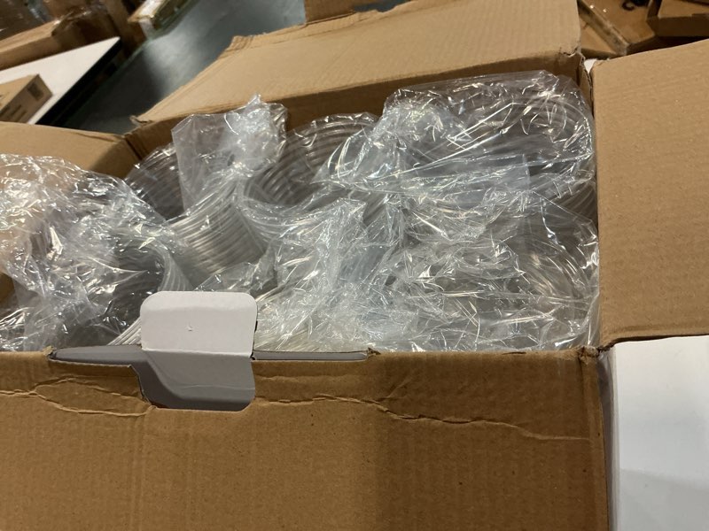 Condition photo showing Good Condition for turbo bee 20 oz 200 sets clear plastic cups with strawless sip lids, to go crystal clear disposable plastic cups with lids for iced coffee, smoothies, soda, lemonade, cold beverage 20oz.
