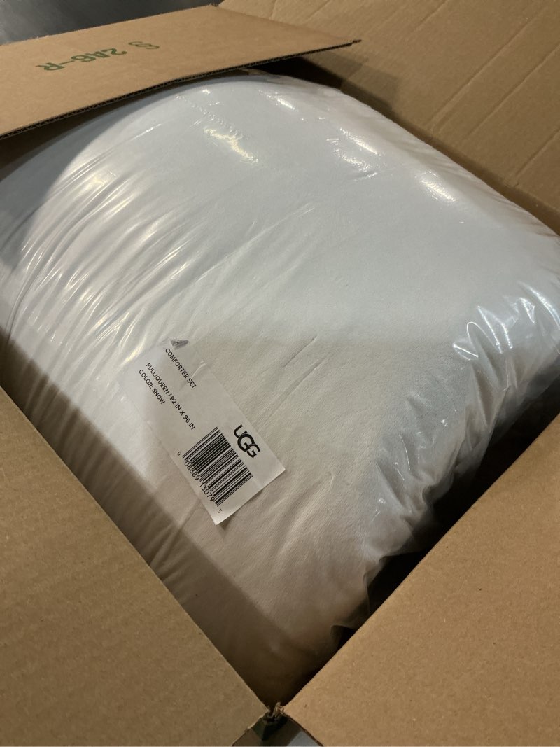 Condition photo showing Good Condition for UGG Kenzie Full/Queen Comforter Set with 2 Pillow Shams Plush Faux Fur Bedding Soft Warm Down Alternative Comforter Washable Hypoallergenic Fluffy Blanket Set for Bedroom, Full/Queen Size, White Snow White Full/Queen