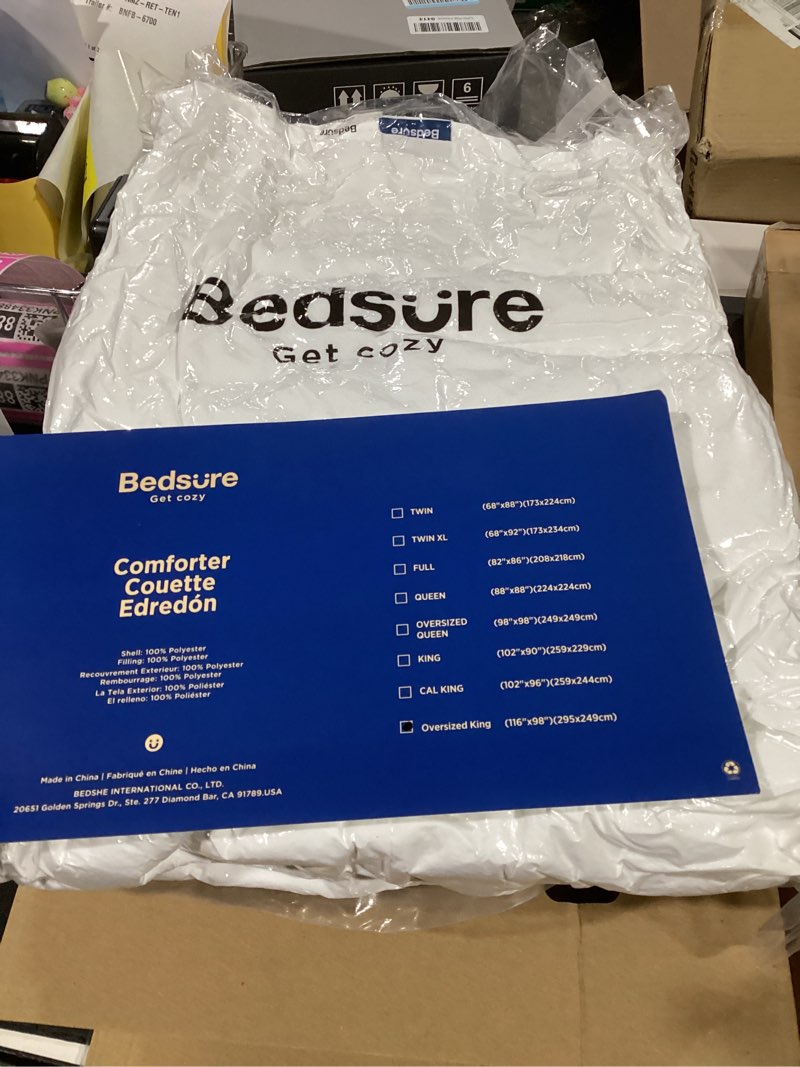 Condition photo showing New/Like New for (similar) bedsure king comforter set, white soft prewashed bedding for all seasons, 3 pieces gentlesoft™ bed set, 1 lightweight comforter (104\"x90\") and 2 pillowcases (20\"x36\") king(104\"x90\") 02 - white