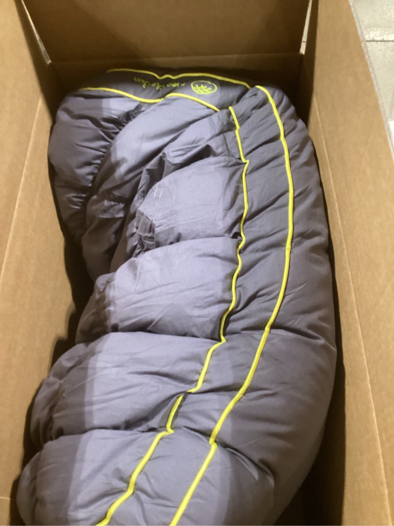 Condition photo showing Good Condition for YOUR MOON Fluffy Support Bed Pillow Standard Size, Super Soft Premium Down-Alternative Filling for Sleeping, Luxury Hotel Quality Bed Pillows for Side Sleeper (Gray) Gray Standard (Pack of 1)