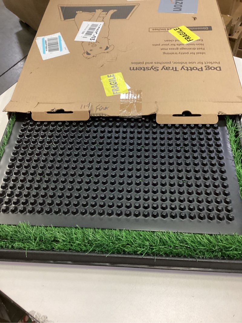 Condition photo showing Good Condition for LOOBANI Dog Grass Pad with Tray - Dog Litter Box - Indoor Potty for Apartment and Patio Training - with 2 Packs Grass Pee Pads for Replacement, 20×25 Inch Tray Potty 20*25inch